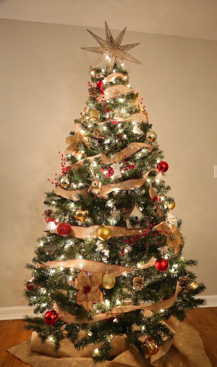 A Rustic Christmas Tree