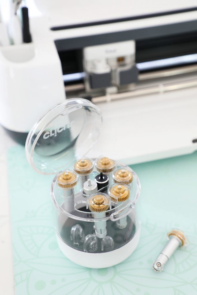 What materials can I cut with my Cricut Maker Weekend Craft