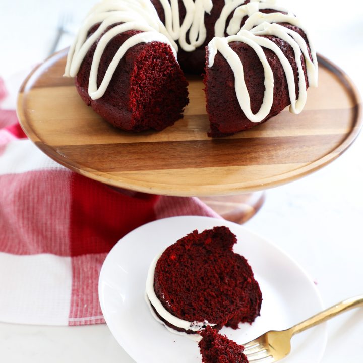 Red Velvet Crinkle Cookies - Weekend Craft