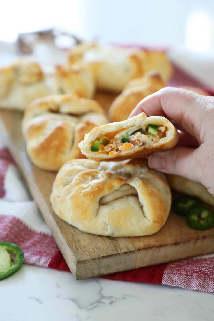 jalepeno popper stuffed biscuits