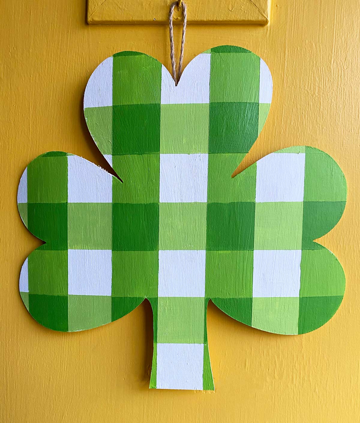 DIY Plaid Shamrock 