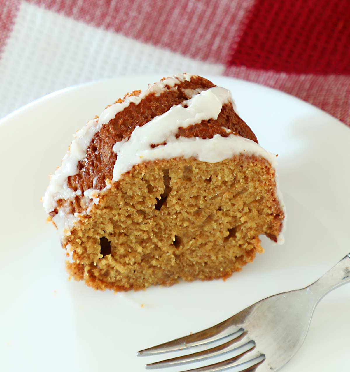 Gingerbread Bundt Cake - Weekend Craft