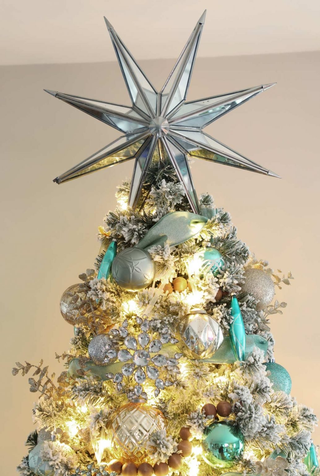 Teal Christmas Tree Weekend Craft