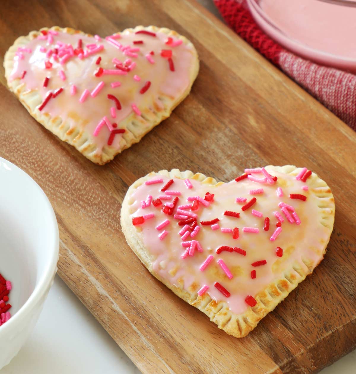 Homemade Pop Tarts with Pie Crust - Weekend Craft