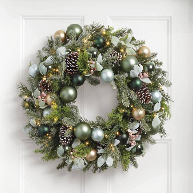 green Christmas wreath